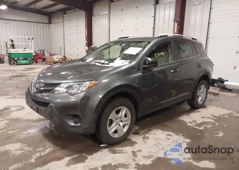 2014 Toyota Rav4 Le z USA, uszkodzony, nr VIN JTMBFREV0ED076589